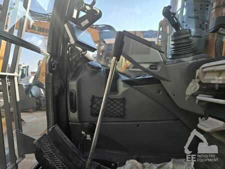 Escavadora de rastos 2021 Liebherr R 920 COMPACT LC (2)