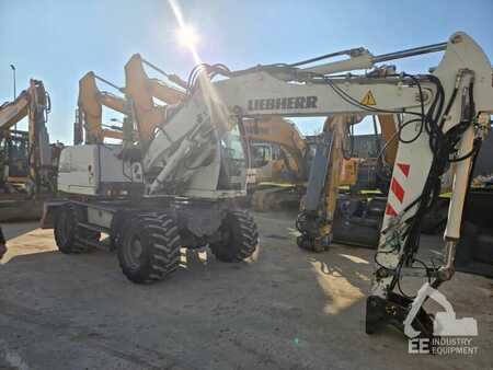 Kerekes kotrógép 2010 Liebherr A 312 LITRONIC (1)