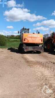 Escavadora de rodas 2009 Hitachi ZX 140 W-3 (10)
