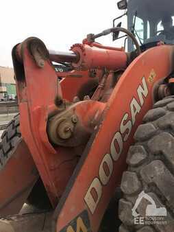 Kolové nakladače 2010 Doosan DL 500 (1)