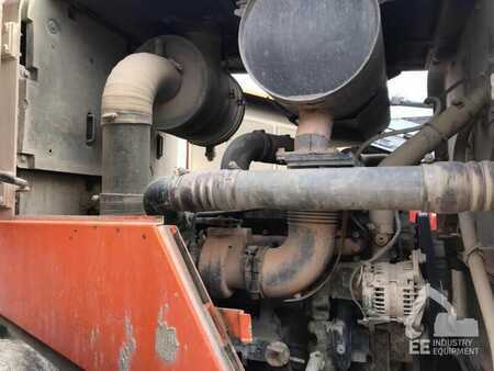 Kolové nakladače 2010 Doosan DL 500 (4)