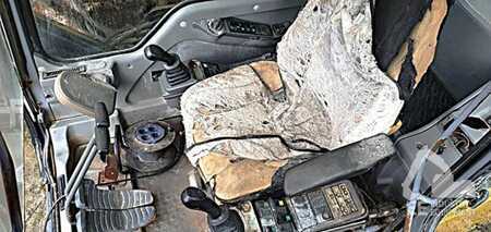 Escavatori cingolati 2002 Volvo EC 460 BLC (2)