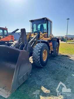Ładowarki kołowe 2018 Volvo L 90 H (4)