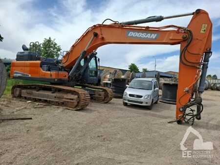 Koparki gąsienicowe 2015 Doosan DX 300 LC-3 (4)