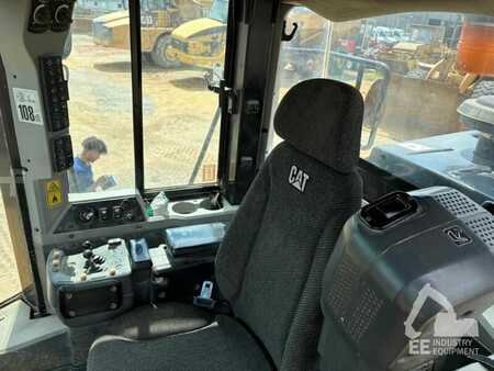 Pyöräkuormaajat 2012 Caterpillar 972 K (4)