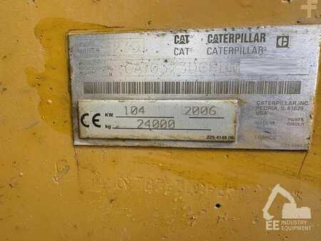 Beltegraver 2006 Caterpillar 323 D (8)