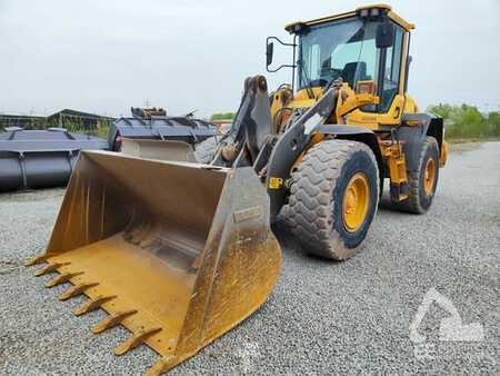 Kolové nakladače 2013 Volvo L 70 G (4)