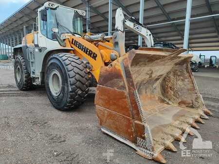 Radlader 2016 Liebherr L 576 X POWER (1)