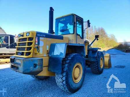 Kolové nakladače 1999 Komatsu WA 270-3 (8)