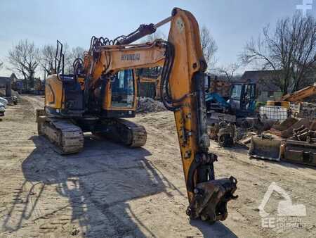 Lánctalpas kotrógép 2016 Hyundai HX 145 LCR (1)