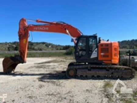 Kettenbagger 2016 Hitachi ZX 225 USLC-5B (4)