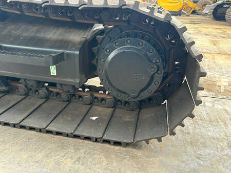 Caterpillar 320D2 Excavator availble with powerpack / Unused