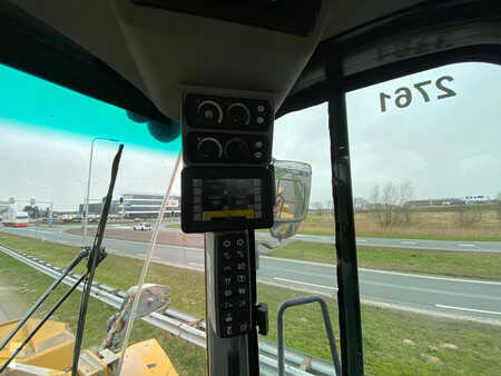 Kolové nakladače 2017 Caterpillar 972M XE | New tires (15)