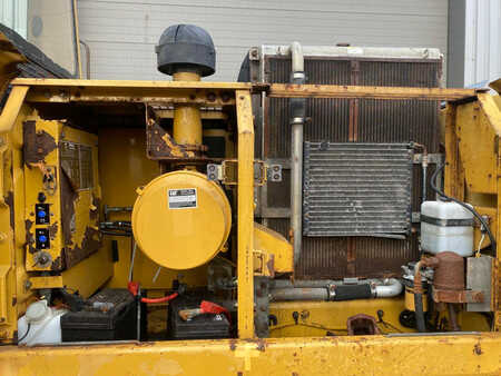 Caterpillar 320BL
