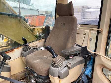 Caterpillar 320BL