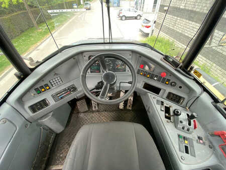 Zalomené klouby-dampry  2008 Volvo A35E (17)