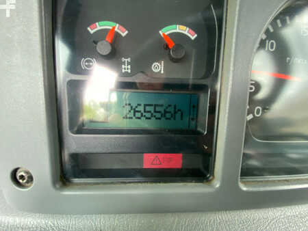 Zalomené klouby-dampry  2008 Volvo A35E (20)