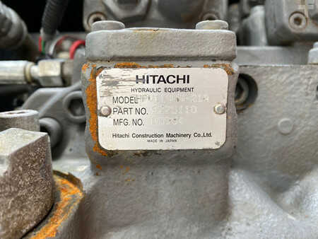 Escavadora de rodas 2010 Hitachi ZX140W-3 (17)