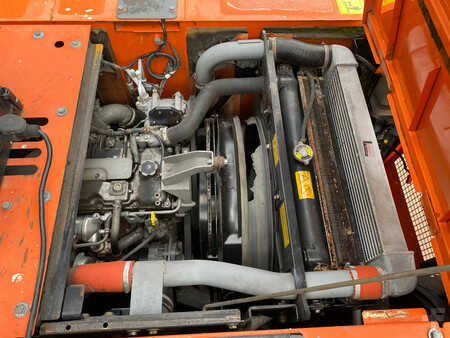Escavadora de rodas 2010 Hitachi ZX140W-3 (19)