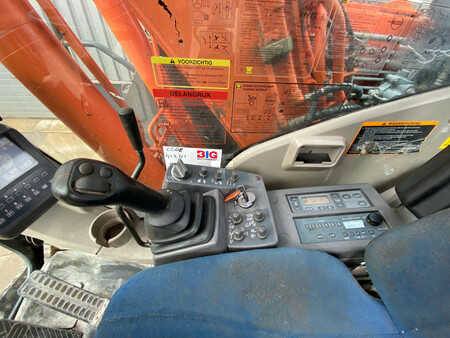 Escavadora de rodas 2010 Hitachi ZX140W-3 (23)