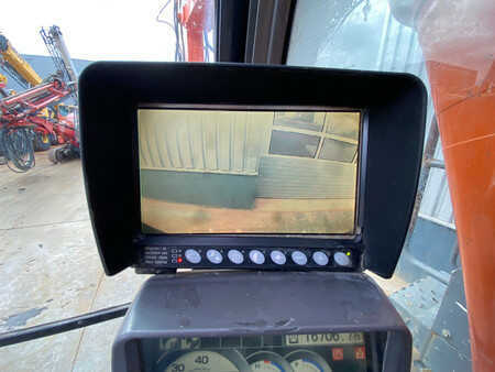 Escavadora de rodas 2010 Hitachi ZX140W-3 (26)