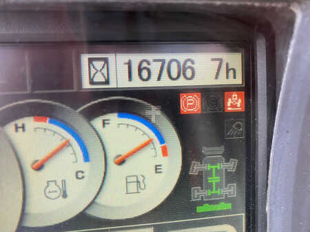 Escavadora de rodas 2010 Hitachi ZX140W-3 (30)