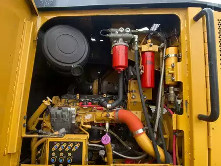 Livellatrici 2008 Caterpillar 140M Ripper + Pushblock (15)