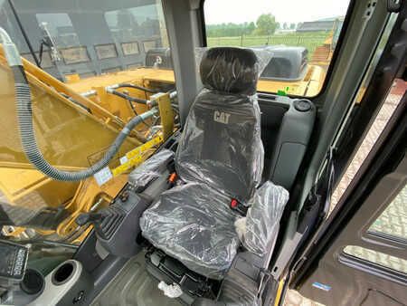 Rupsgraafmachines 2022 Caterpillar 323D3 (11)