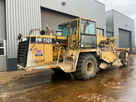 Stabilizátory půdy 2005 Caterpillar RM350 B (2)