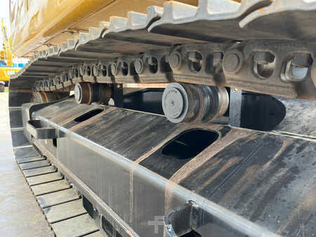 Pelles sur chenilles 2022 Caterpillar 320D3 GC (14)