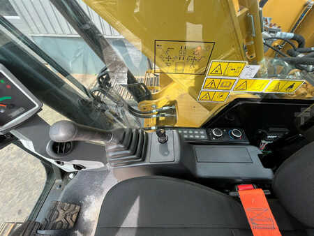 Pelles sur chenilles 2022 Caterpillar 320D3 GC (22)