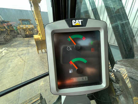 Pelles sur chenilles 2022 Caterpillar 320D3 GC (23)