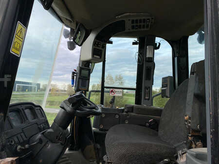 Kolové nakladače 2012 Caterpillar 980H (15)