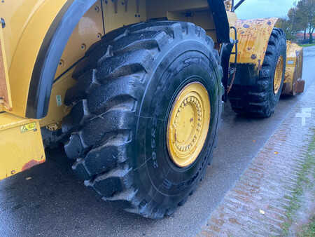 Kolové nakladače 2016 Caterpillar 980H / New Bucket (21)