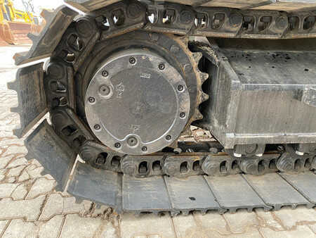 Rupsgraafmachines 2022 Caterpillar 323D3 (13)