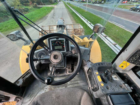 Kolové nakladače 2012 Caterpillar 972K - Full Steering (20)