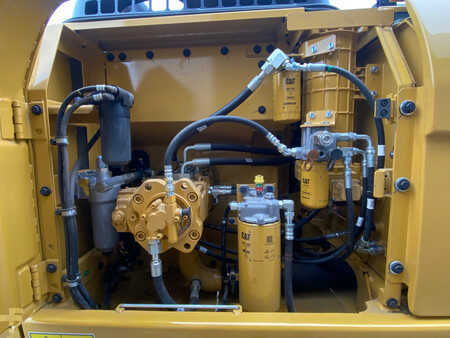 Pelles sur chenilles 2022 Caterpillar 320D3 (24)