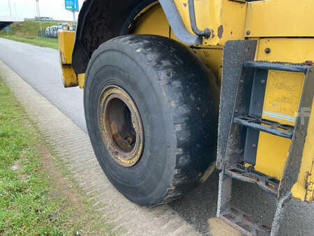 Kolové nakladače 2016 Caterpillar 972M XE - New bucket edge (18)