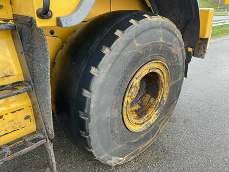 Kolové nakladače 2016 Caterpillar 972M XE - New bucket edge (20)