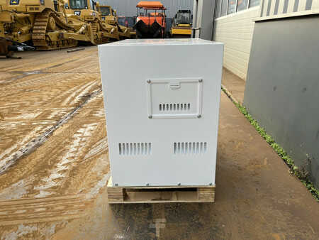 Power Generator 2022 Giga Power PLD12000SE 10 kVA silent generator (4)