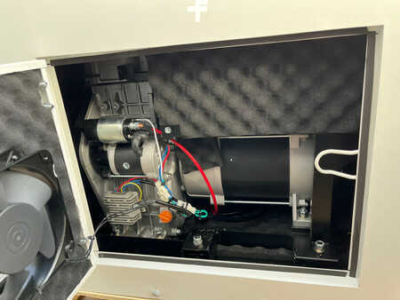 Power Generator 2022 Giga Power PLD12000SE 10 kVA silent generator (12)