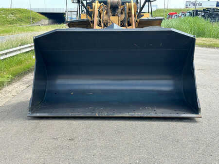 Pyöräkuormaajat 2012 Caterpillar 950K (14)