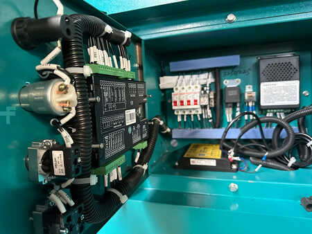 Power Generator 2023 Giga Power 1000 KVA silent generator set - RT-W800GF (12)