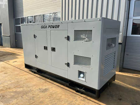 Power Generator 2022 Giga Power 125 kVA LT-W100GF silent generator set (3)