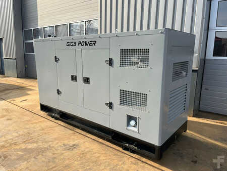 Power Generator 2022 Giga Power 125 kVA LT-W100GF silent generator set (2)