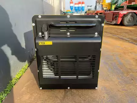 Power Generator 2022 Giga Power PLD8500SE 8 kVA silent generator (8)