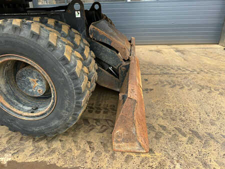 Mobilní bagry 2003 Caterpillar M322C - Hydraulic stabilizers / VA Triple boom / CE-certified, (13)