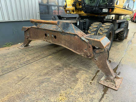Mobilní bagry 2003 Caterpillar M322C - Hydraulic stabilizers / VA Triple boom / CE-certified, (24)