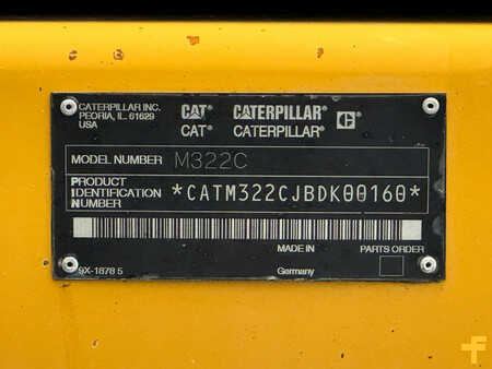 Mobilní bagry 2003 Caterpillar M322C - Hydraulic stabilizers / VA Triple boom / CE-certified, (31)