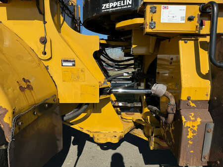 Kolové nakladače 2015 Caterpillar 972M (35)